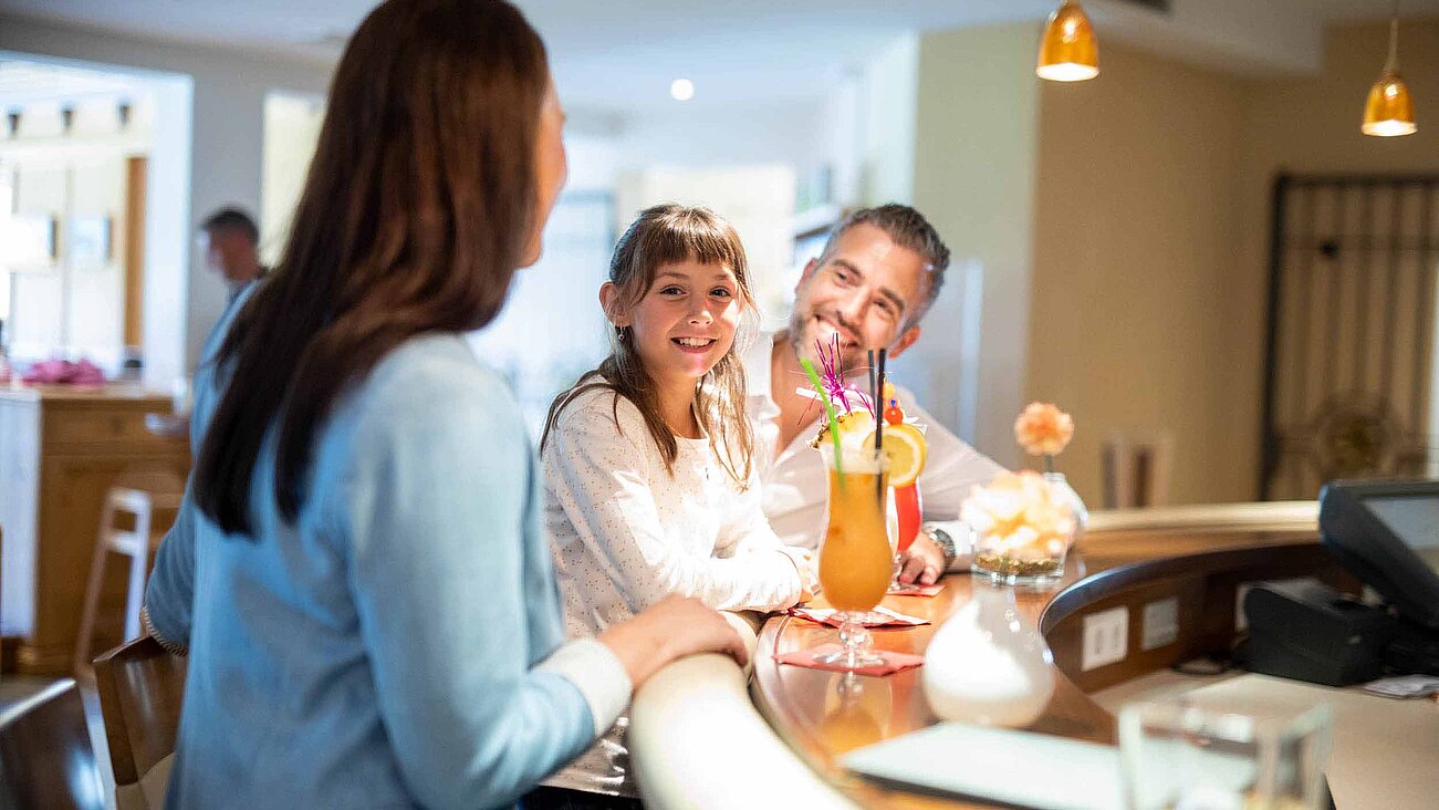 Familie im Familotel Hopfgarten